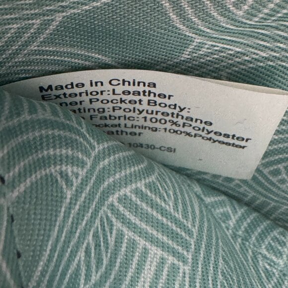 The Sak - Black Leather Wallet - Picture 11 of 11